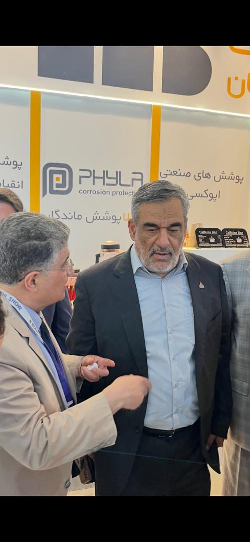 حضور جناب آقای مهندس بورد - مدیر عامل شرکت محترم ملی نفت ایران